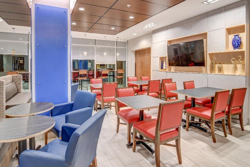 Holiday Inn Express - Fort Walton Beach Central By Ihg Kültér fotó